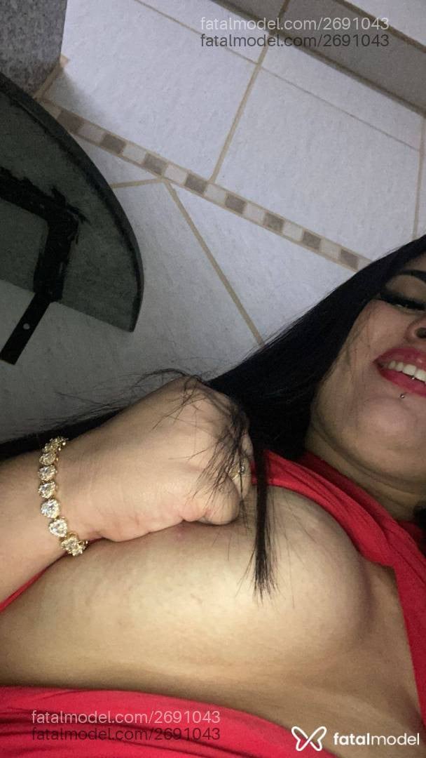 Acompanhante mulher morena (o) de olhos castanhos em Sertãozinho - Beatriz Garcia