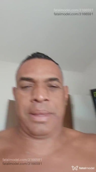 Acompanhante homem morena (o) de olhos castanhos em Praia Grande - Wesley Guapo