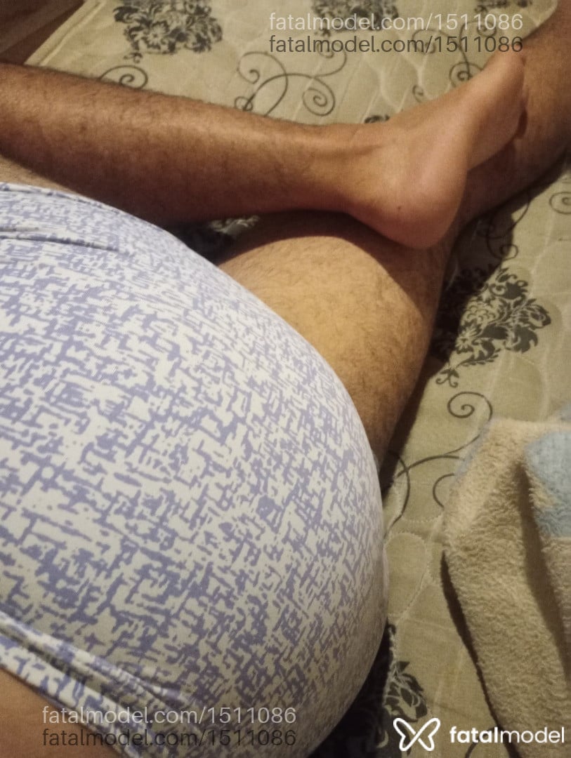 Acompanhante homem com cabelo castanho de olhos pretos em Viamão - Dedes