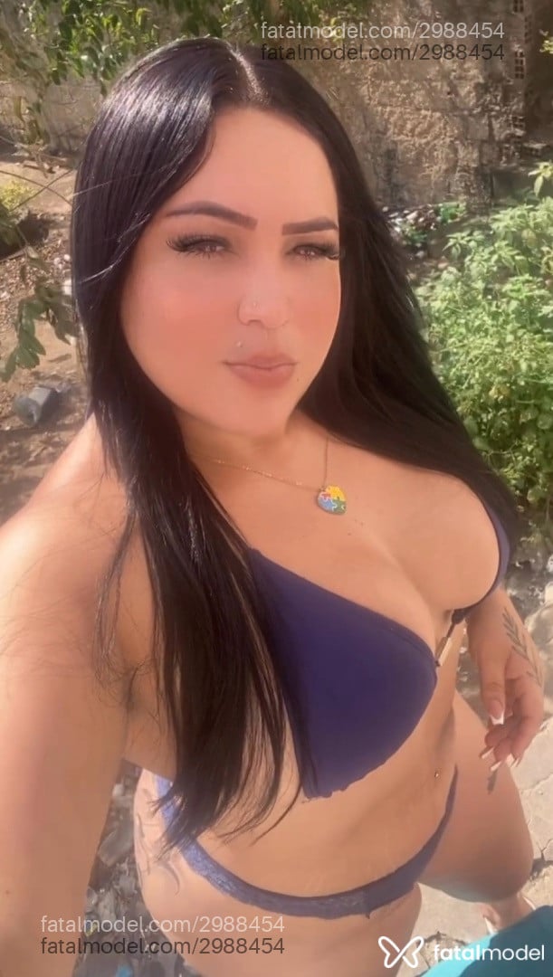 Acompanhante mulher morena (o) de olhos mel em João Pessoa - Brisalinda
