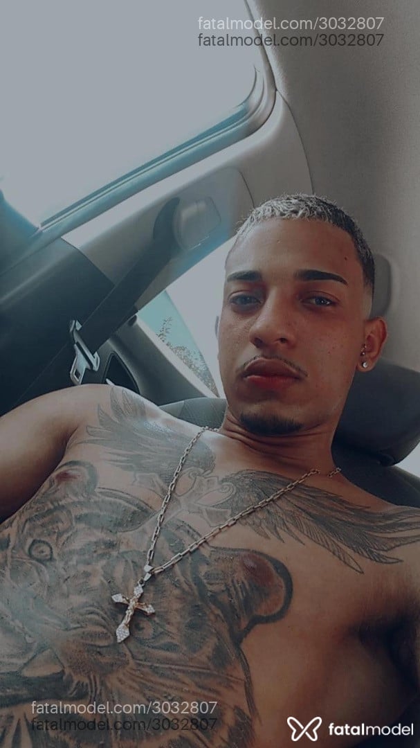 Acompanhante homem loira (o) de olhos pretos em Taubaté - Matheus Cariok