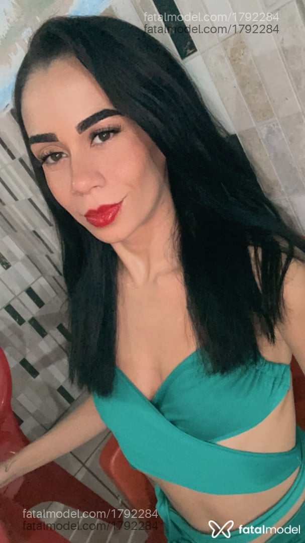 Acompanhante mulher morena (o) de olhos castanhos em Arcoverde - Camylla fagundes