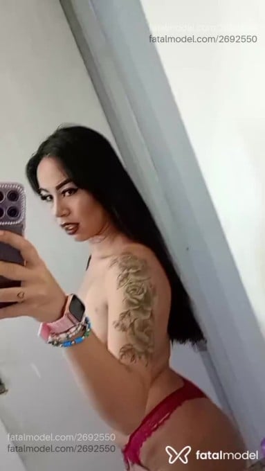 Acompanhante mulher morena (o) de olhos pretos - Bruna Acompanhante mulher morena (o) de olhos pretos - Bruna