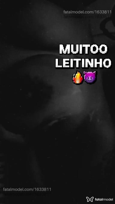 Acompanhante mulher com cabelo colorido de olhos mel em São José Acompanhante mulher com cabelo colorido de olhos mel em São José - Sarah