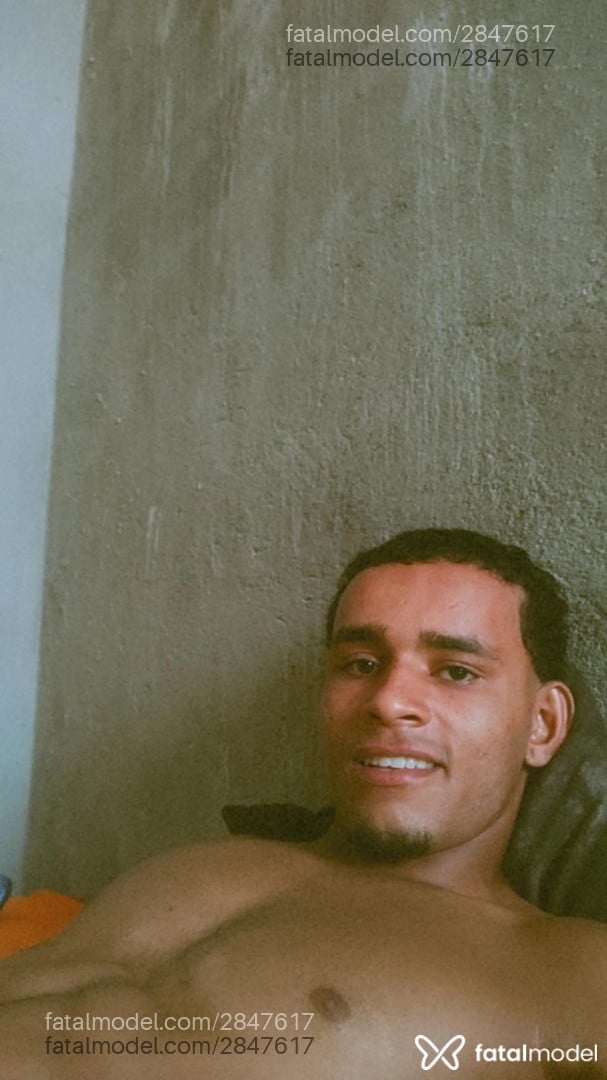 Acompanhante homem morena (o) de olhos pretos em Belo Horizonte - Negote