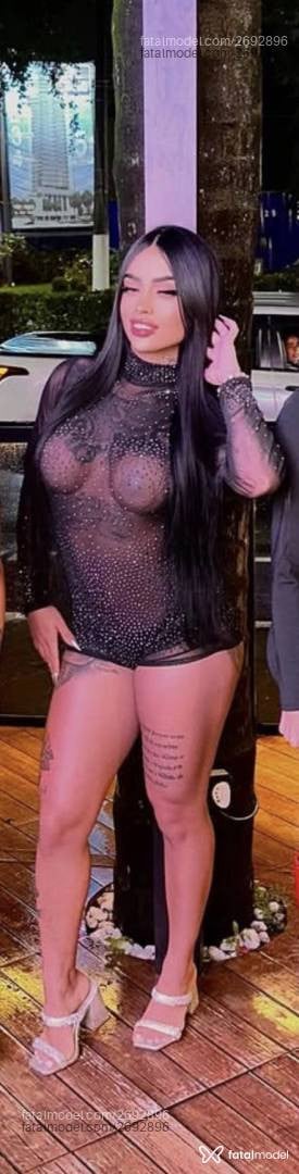 Acompanhante mulher morena (o) de olhos mel - Mirella Fox