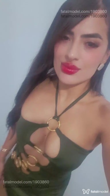Acompanhante mulher com cabelo castanho de olhos castanhos em Curitiba - Gaby Lopez