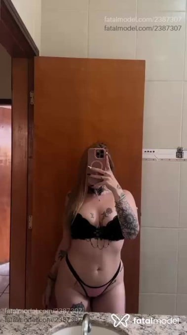 Acompanhante mulher ruiva (o) de olhos verdes em Ribeirão Preto - Lua Gabriela