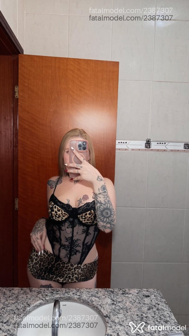 Acompanhante mulher ruiva (o) de olhos verdes em Ribeirão Preto - Lua Gabriela