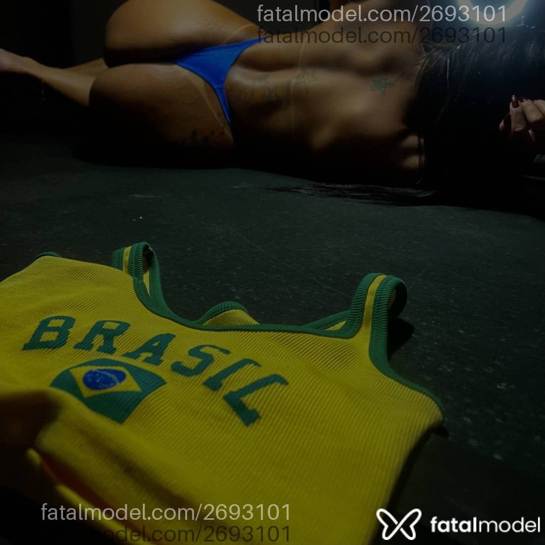 Acompanhante mulher morena (o) de olhos pretos em Porto Alegre - Thaina