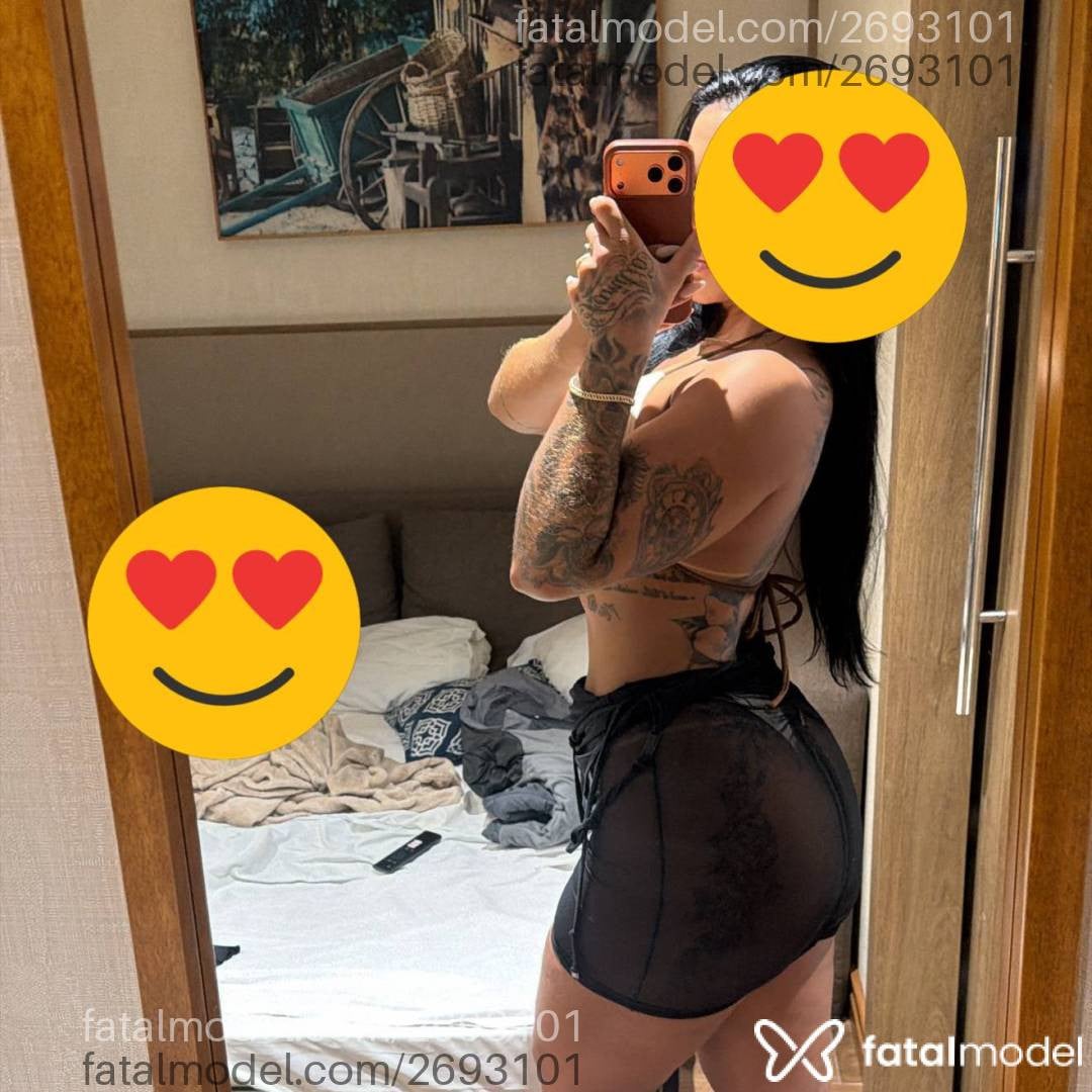 Acompanhante mulher morena (o) de olhos pretos - Thaina