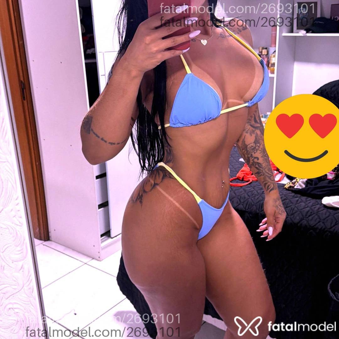 Acompanhante mulher morena (o) de olhos pretos - Thaina