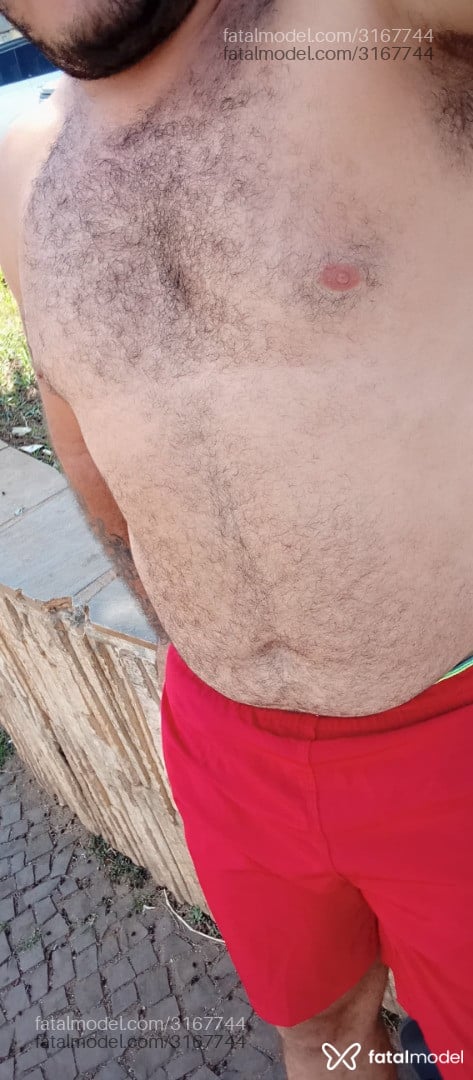 Acompanhante homem morena (o) de olhos castanhos em Ouro Fino Acompanhante homem morena (o) de olhos castanhos em Ouro Fino - Minotauro