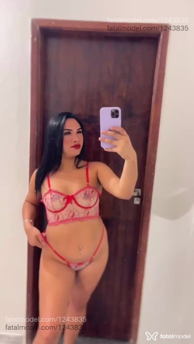 Acompanhante mulher morena (o) de olhos pretos em Caratinga - Maitê