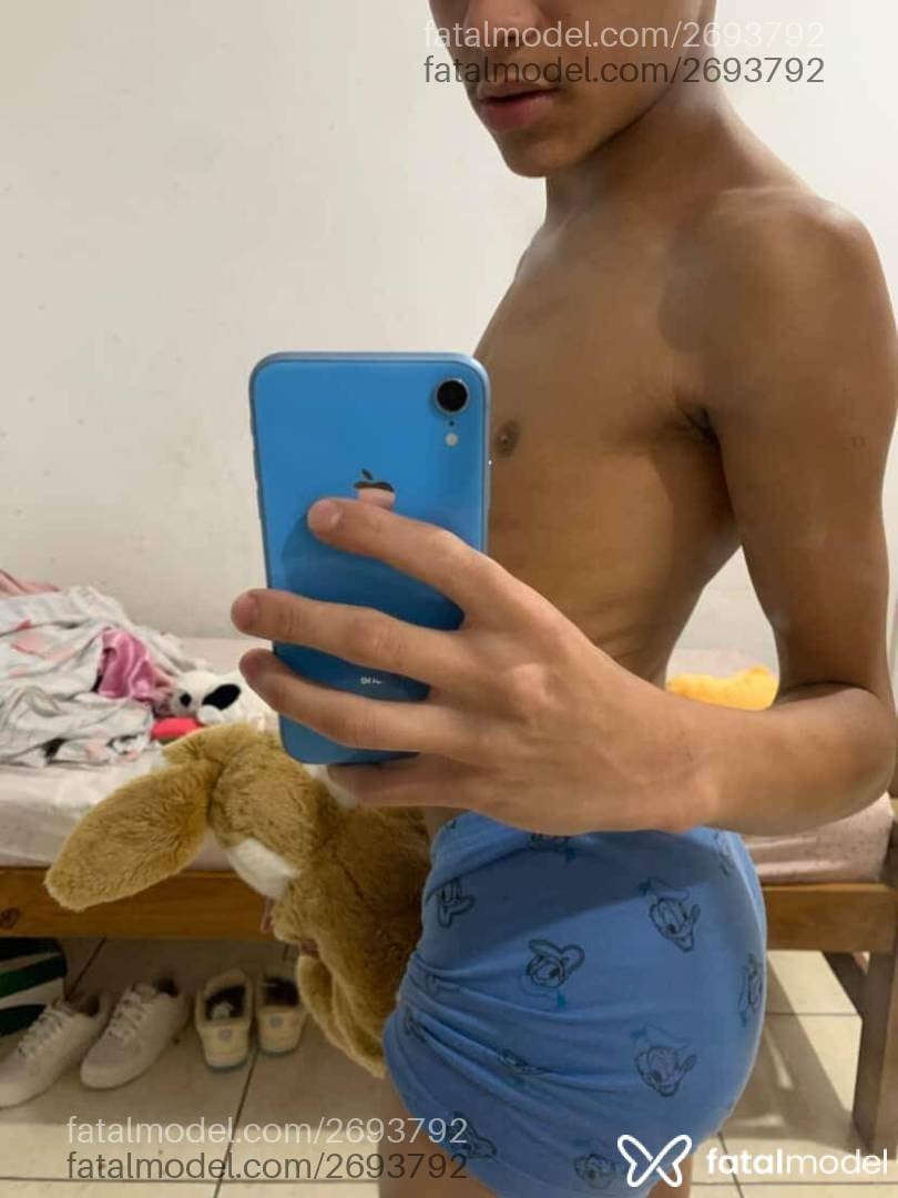 Acompanhante homem morena (o) de olhos castanhos - Gustavo Acompanhante homem morena (o) de olhos castanhos - Gustavo