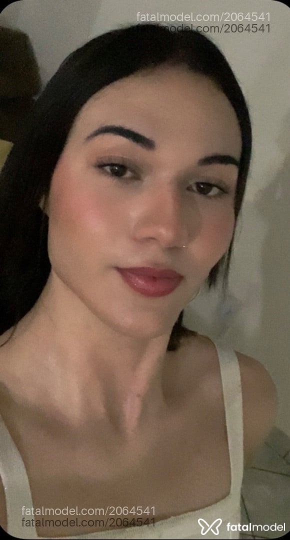 Acompanhante homem morena (o) de olhos castanhos em Ribeirão Preto - Emily Vick