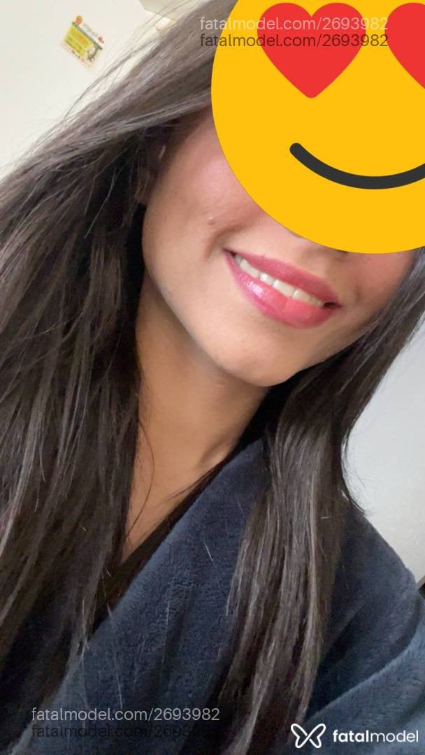 Acompanhante mulher morena (o) de olhos castanhos - Ana Júlia