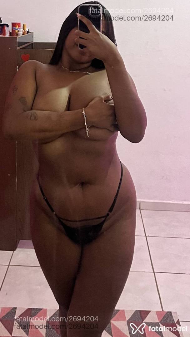 Acompanhante mulher morena (o) de olhos pretos em Varginha - Layla