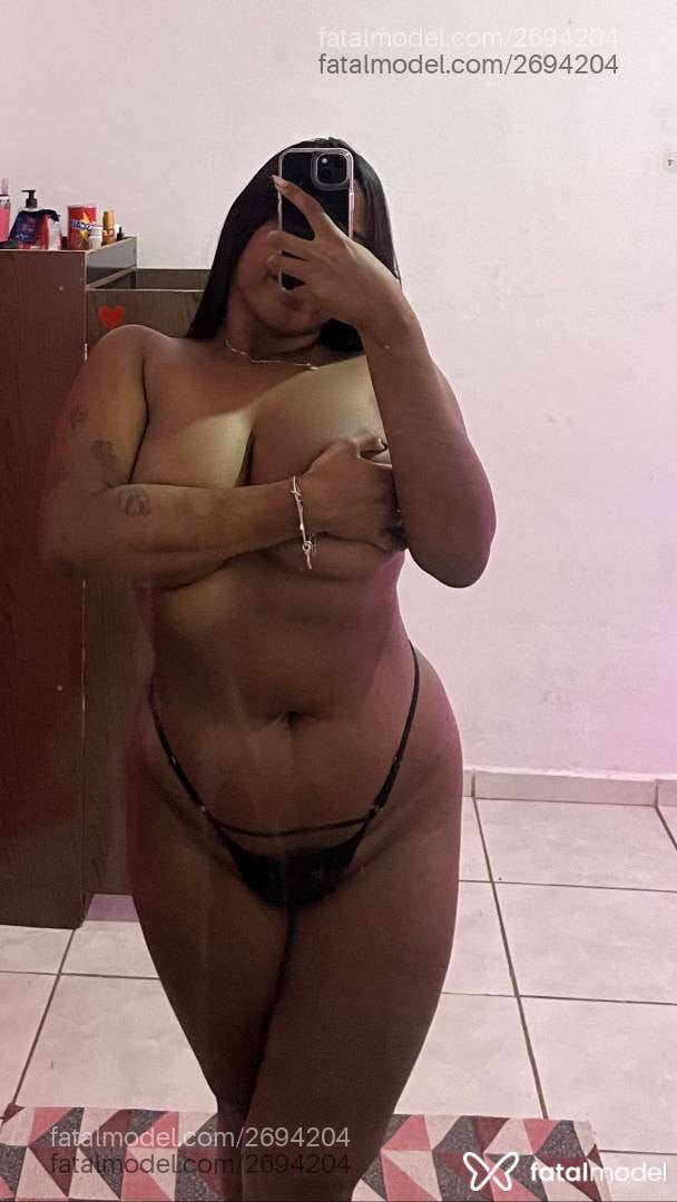 Acompanhante mulher morena (o) de olhos pretos em Varginha - Layla