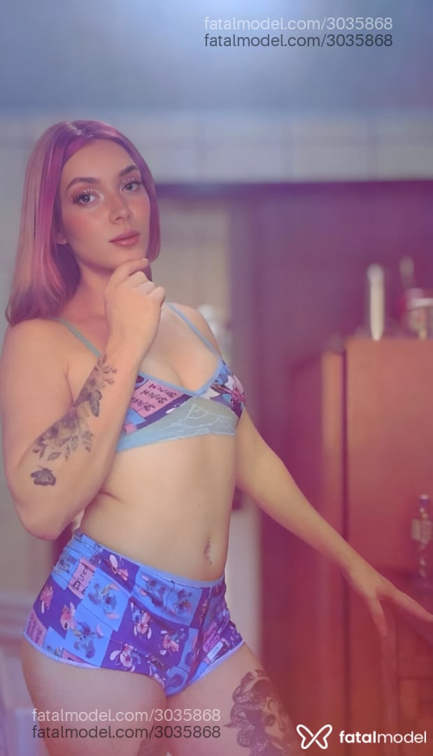 Acompanhante mulher trans ruiva (o) de olhos azuis em Piên Acompanhante mulher trans ruiva (o) de olhos azuis em Piên - Kauane Tschoeke