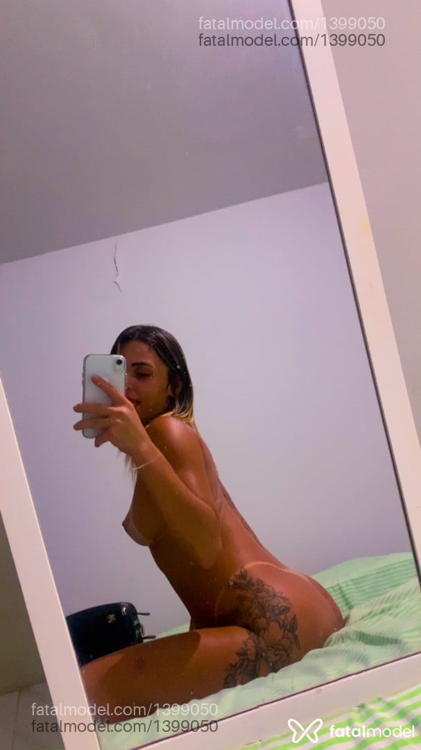Acompanhante mulher loira (o) de olhos mel em Virtual - Luana carvalho