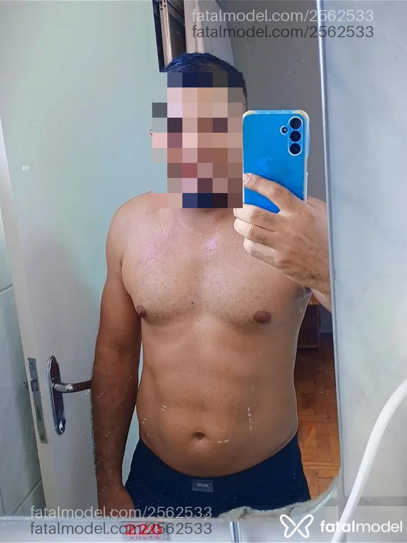 Acompanhante homem morena (o) de olhos castanhos em Assis Acompanhante homem morena (o) de olhos castanhos em Assis - Madynhotoddy