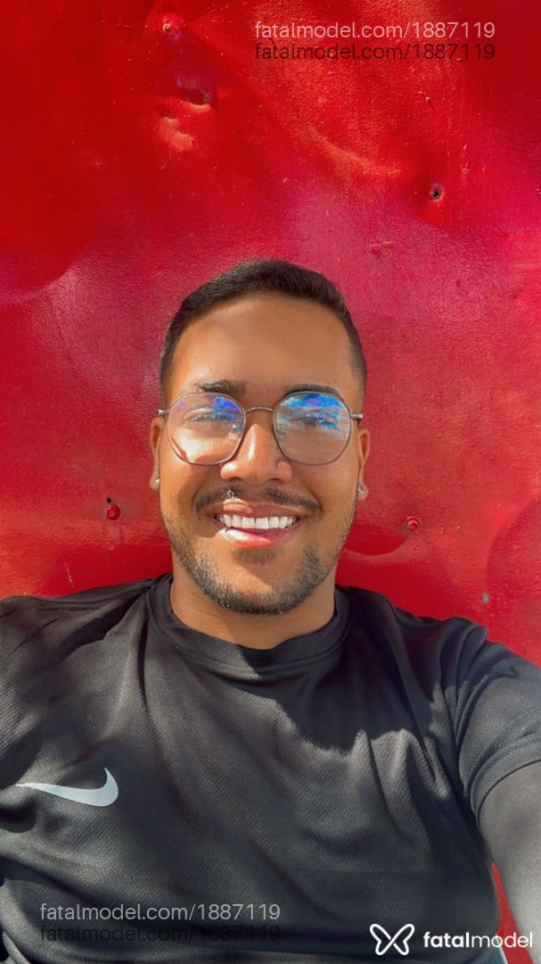 Acompanhante homem morena (o) de olhos castanhos - Jonatas Acompanhante homem morena (o) de olhos castanhos - Jonatas