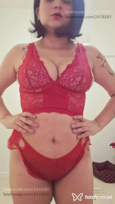 Acompanhante mulher morena (o) de olhos pretos em Virtual Acompanhante mulher morena (o) de olhos pretos em Virtual - Alice Kali