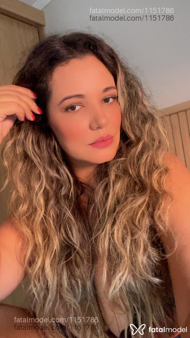 Acompanhante mulher loira (o) de olhos mel em Bragança Paulista - Alice Scott
