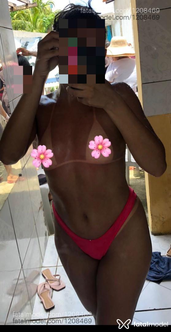Acompanhante mulher morena (o) de olhos castanhos em Luziânia Acompanhante mulher morena (o) de olhos castanhos em Luziânia - Monique