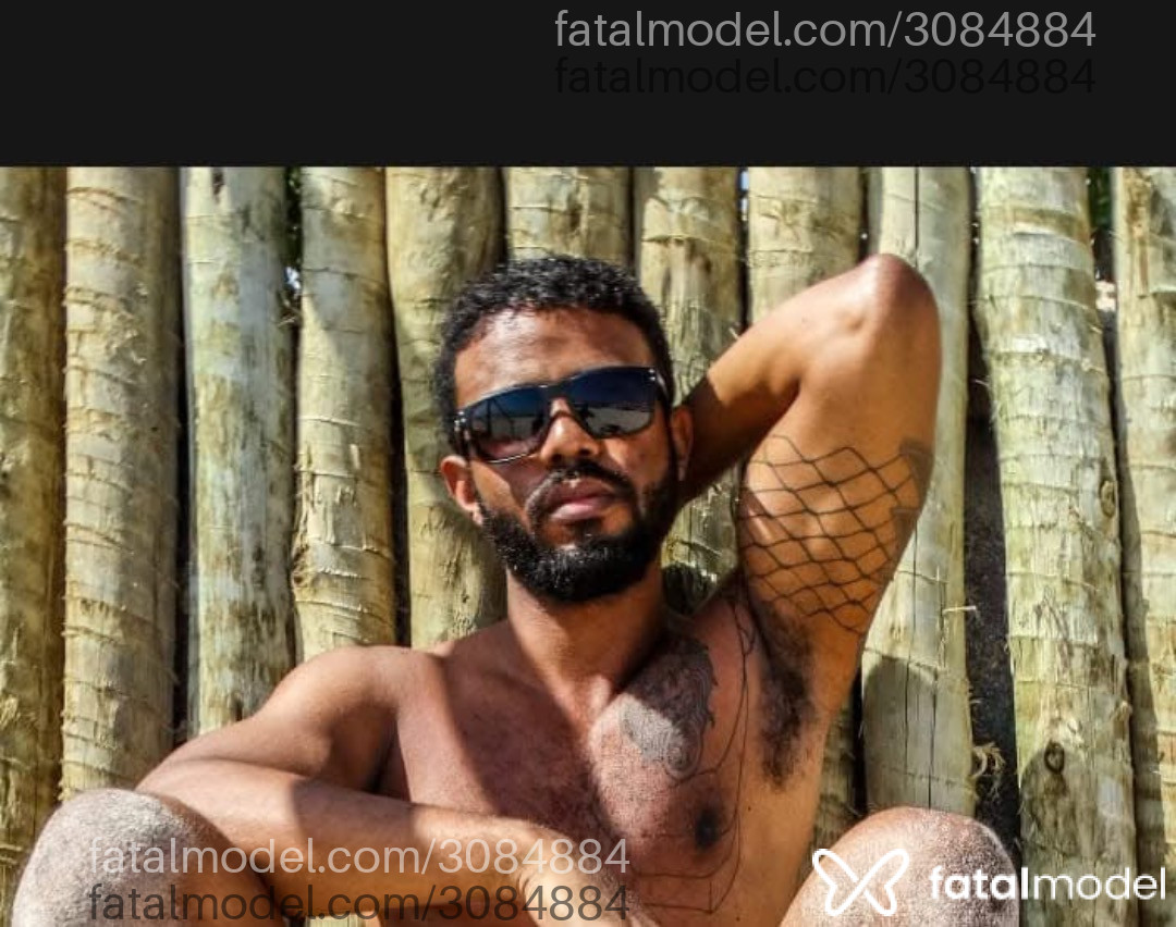 Acompanhante homem com cabelo castanho de olhos pretos em Rio de Janeiro - Vasconcellos