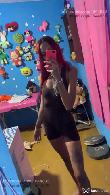 Acompanhante mulher ruiva (o) de olhos castanhos em Limeira - Yara Melo