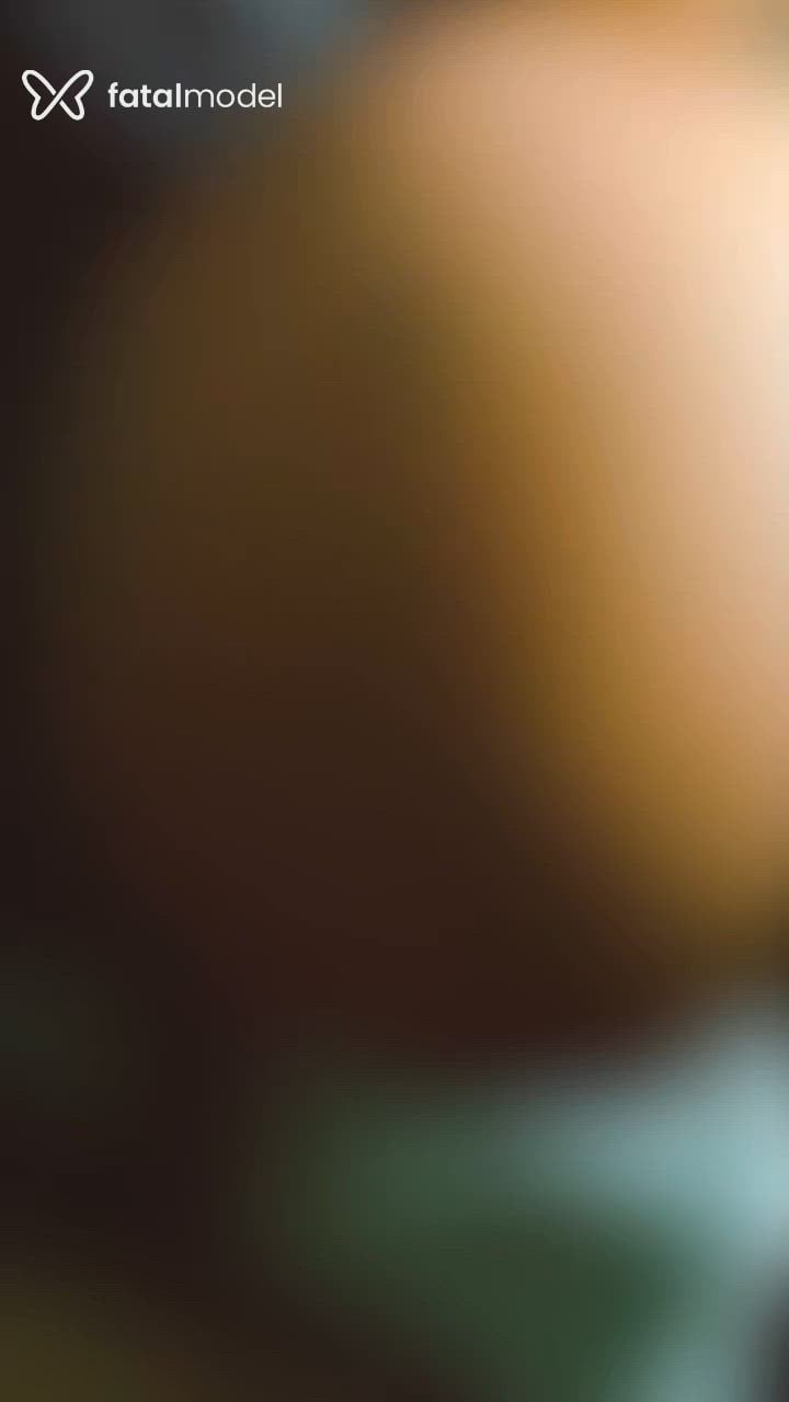 Acompanhante mulher morena (o) de olhos castanhos - Rennata Angel