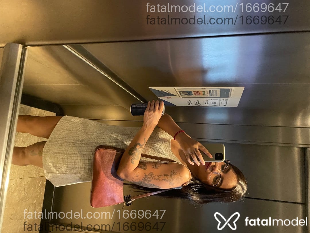 Acompanhante mulher morena (o) de olhos castanhos em São Paulo - Ana Carolina