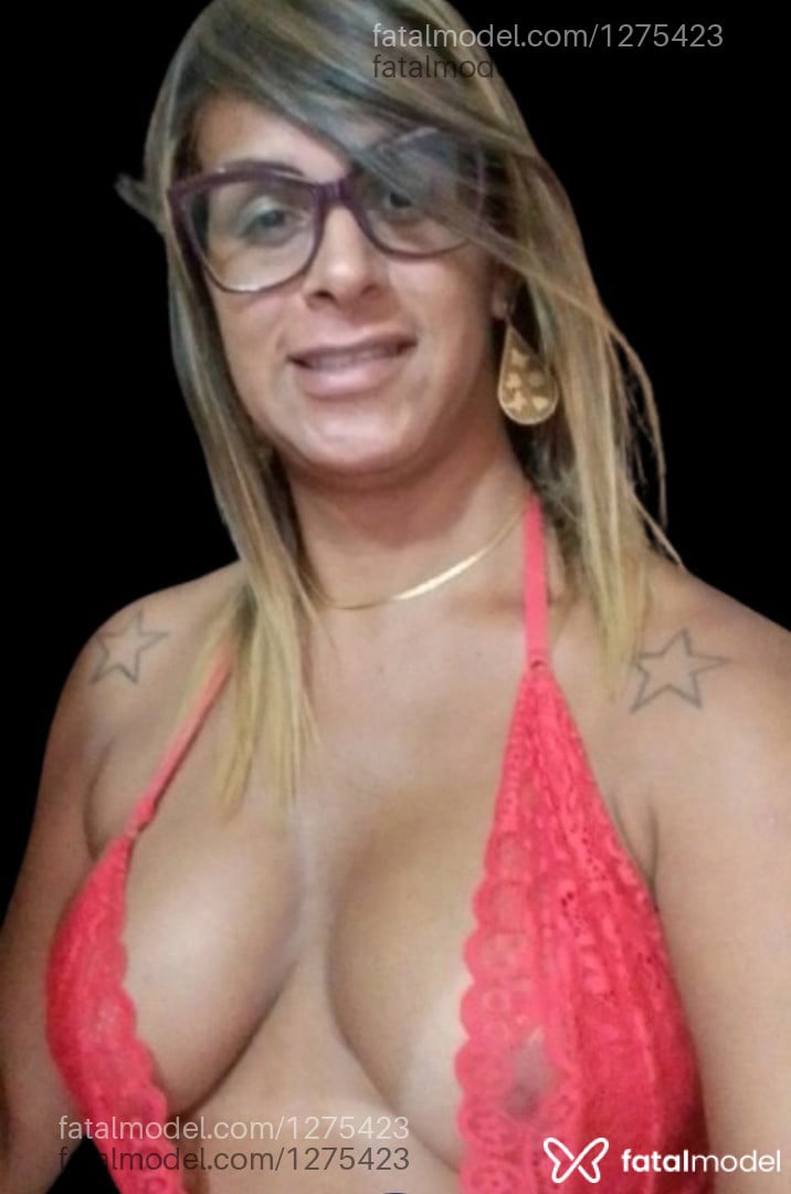 Acompanhante mulher trans loira (o) de olhos castanhos em Ourinhos - Giselly