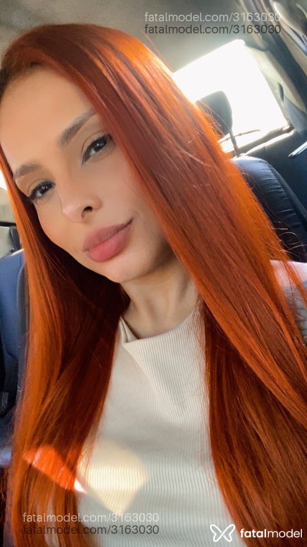 Acompanhante mulher ruiva (o) de olhos castanhos em Rio de Janeiro - Babaloo