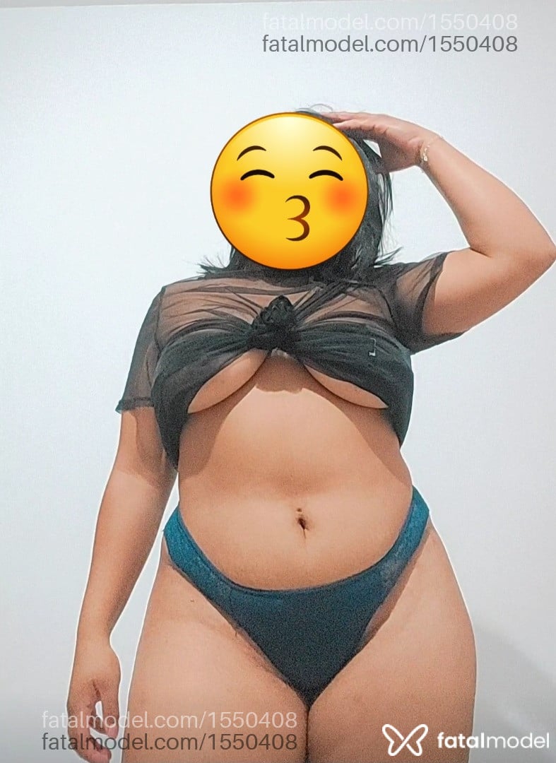 Acompanhante mulher morena (o) de olhos castanhos - Karlla Sampaio