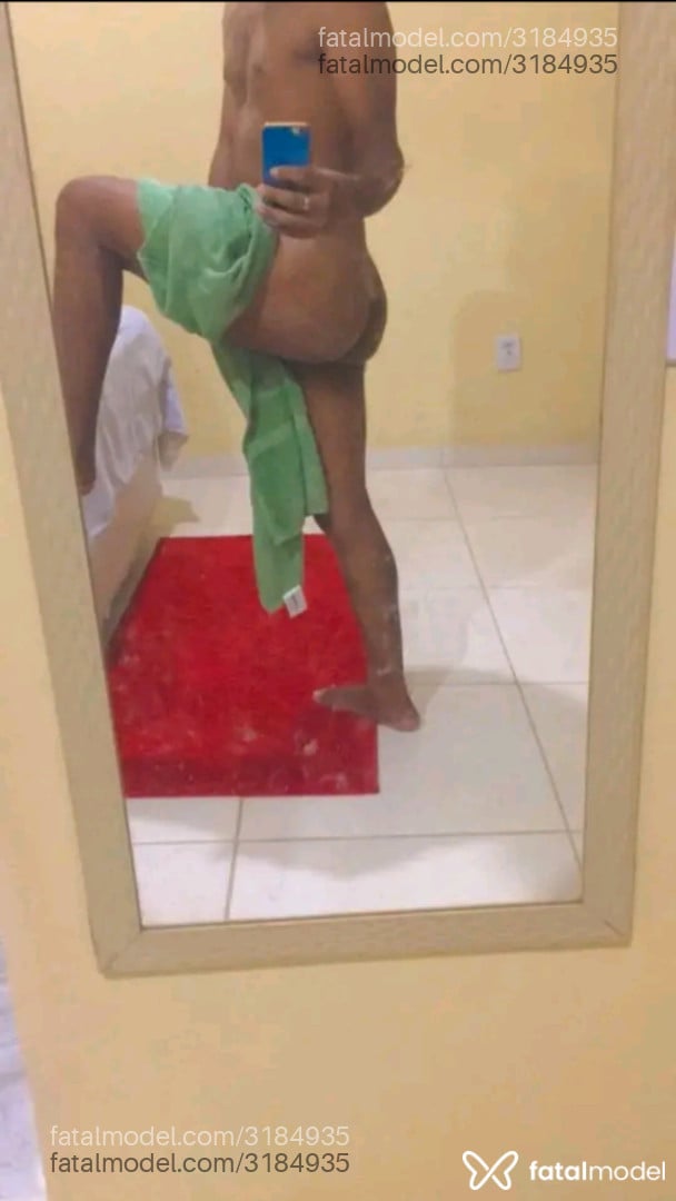 Acompanhante homem com cabelo castanho de olhos verdes em Ibatiba Acompanhante homem com cabelo castanho de olhos verdes em Ibatiba - Ramon