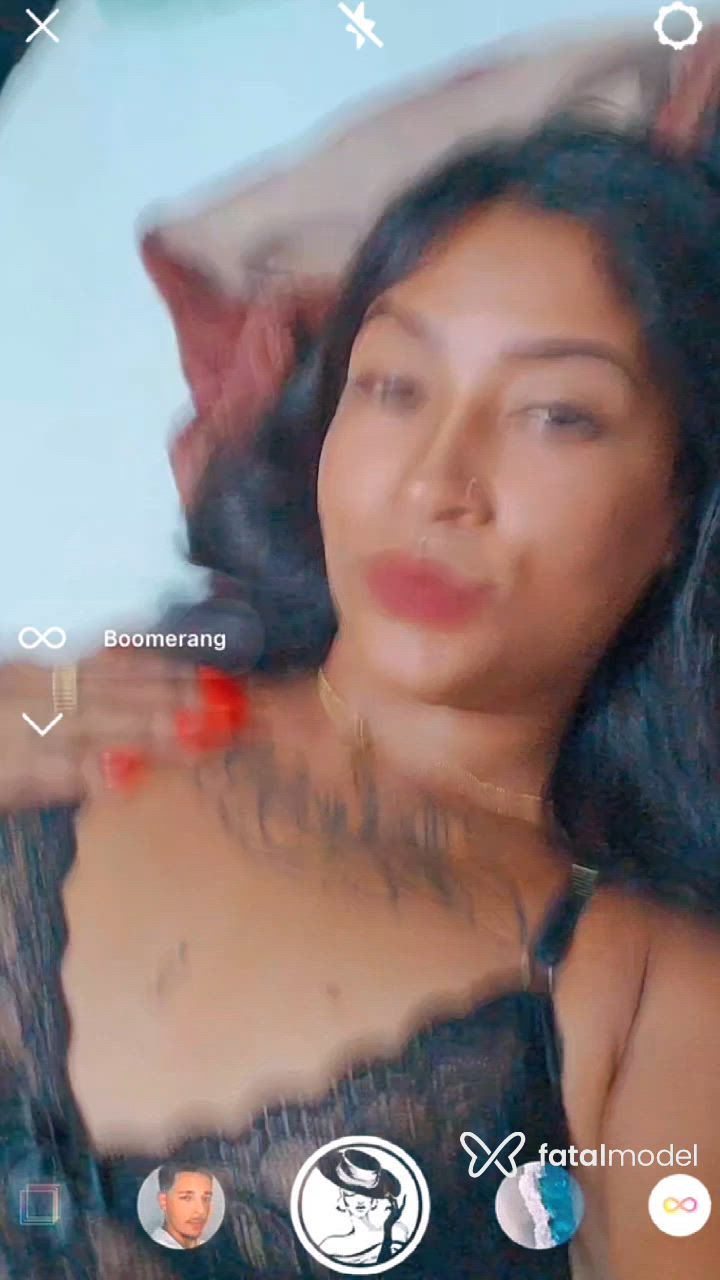 Acompanhante mulher com cabelo castanho de olhos pretos - Jadie Nifenta Acompanhante mulher com cabelo castanho de olhos pretos - Jadie Nifenta
