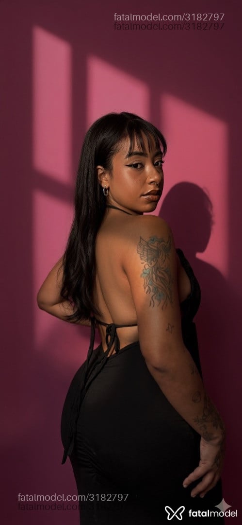 Acompanhante mulher morena (o) de olhos castanhos em Goiânia - Allana Mendes