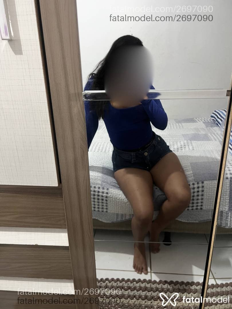 Acompanhante mulher morena (o) de olhos pretos - Mirela Honorato