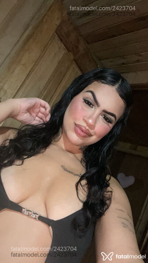 Acompanhante mulher morena (o) de olhos castanhos em Itapema - Nyque Gretchen