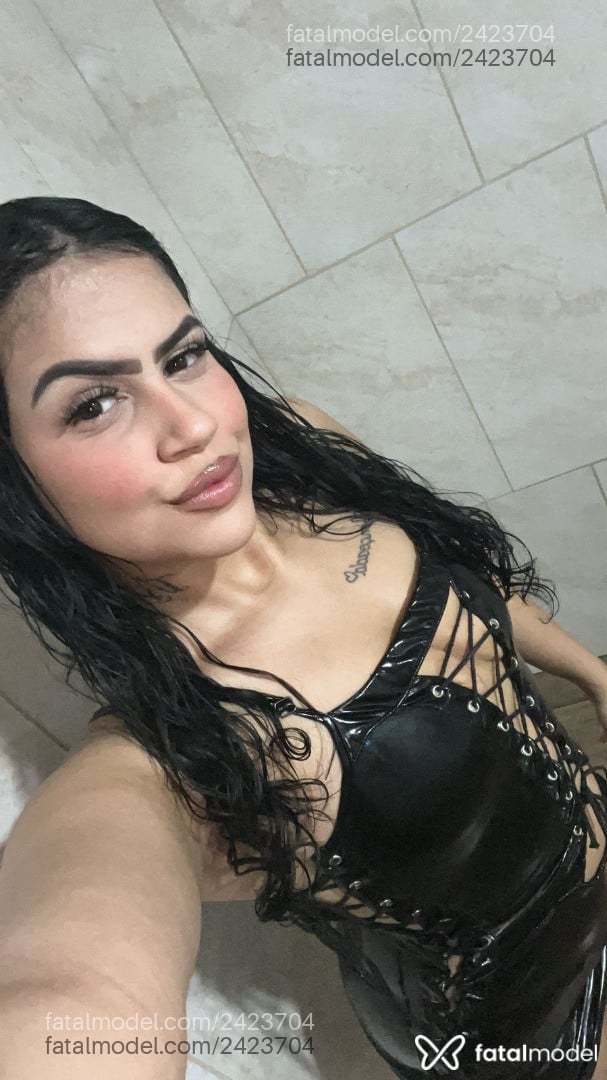 Acompanhante mulher morena (o) de olhos castanhos em Itapema - Nyque Gretchen