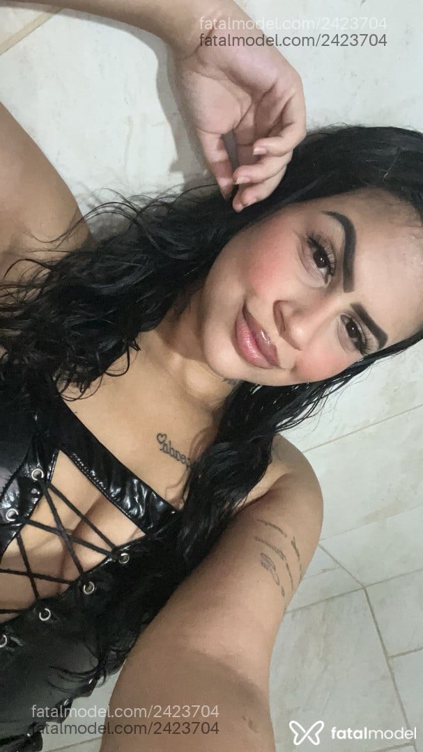 Acompanhante mulher morena (o) de olhos castanhos em Itapema - Nyque Gretchen