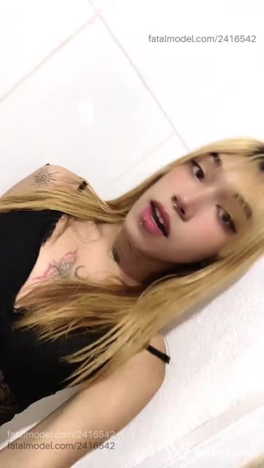 Acompanhante mulher trans ruiva (o) de olhos castanhos em Rio de Janeiro - Evellyn