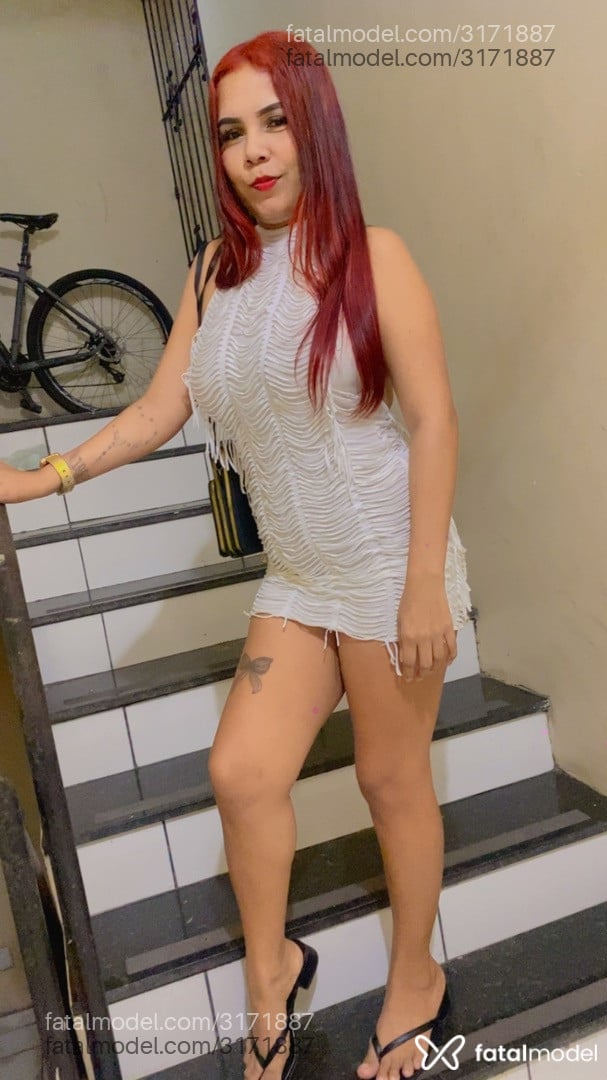 Acompanhante mulher ruiva (o) de olhos pretos em Ananindeua - Moneysereia