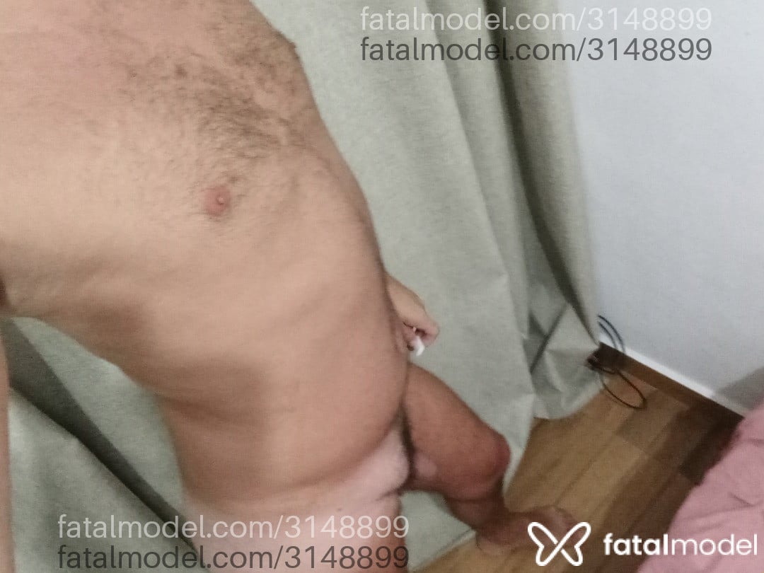 Acompanhante homem com cabelo castanho de olhos mel em Guarulhos - Bruno Surfistinho
