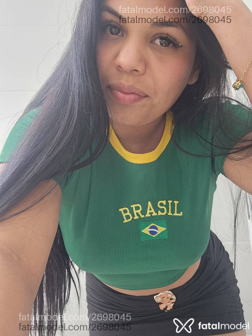 Acompanhante mulher morena (o) de olhos castanhos em Joinville - Pamela Veneca