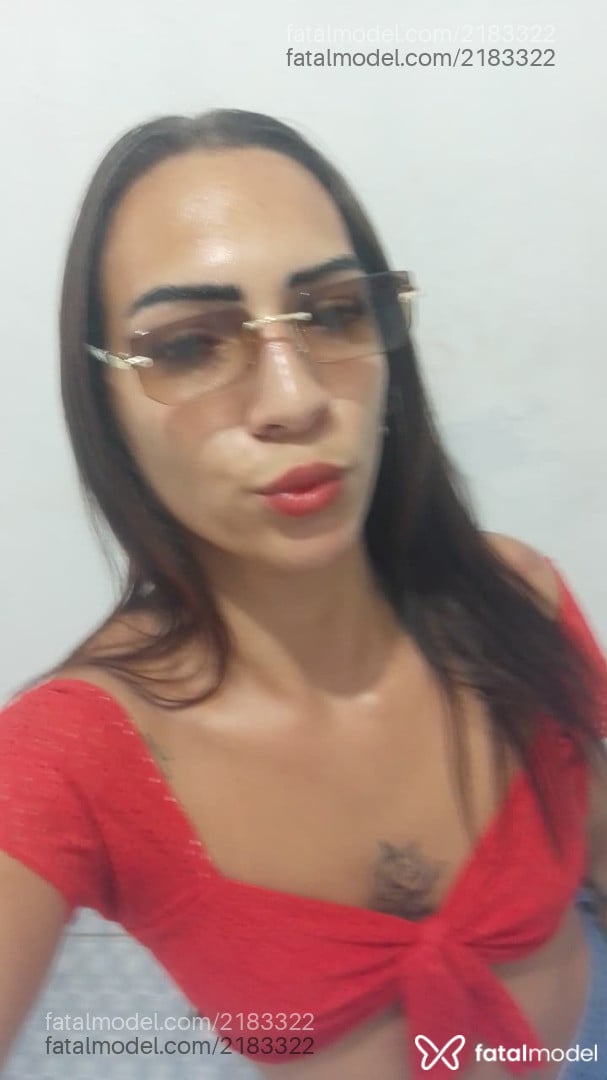 Acompanhante mulher trans morena (o) de olhos castanhos em Cabo de Santo Agostinho - Maria Eduarda