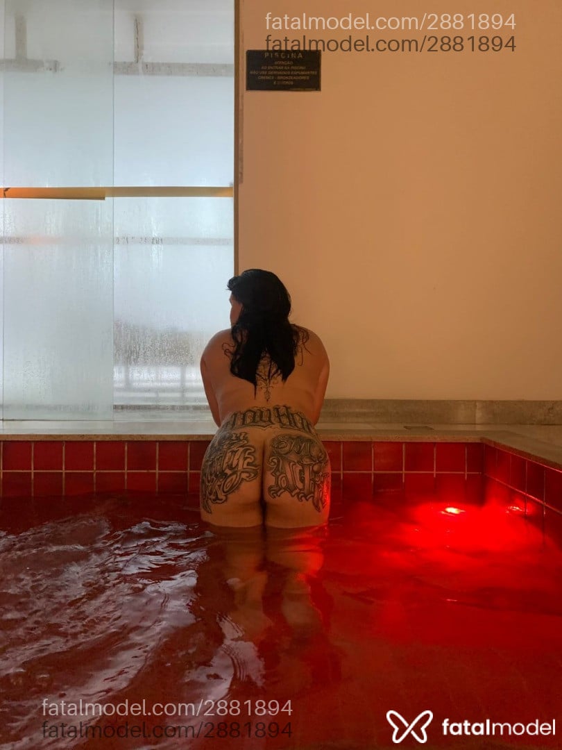 Acompanhante mulher morena (o) de olhos castanhos em Itapoá - Kally Raisa